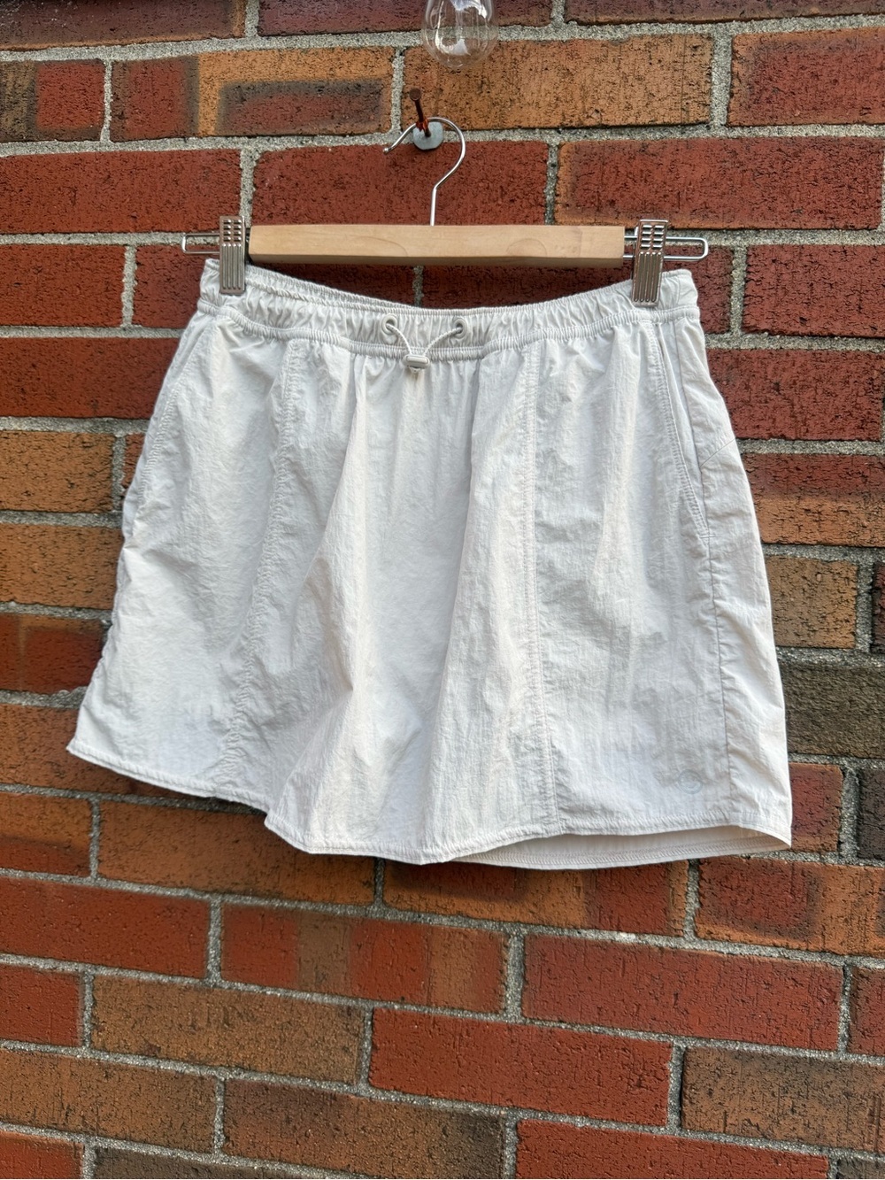 Gilly Hicks White Athletic Skort XS Built In Shorts Tennis Golf Pickleball